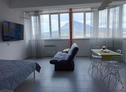 Уютная квартира с красивым видом на гору